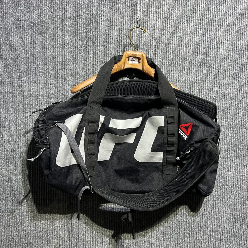 Reebok UFC Duffel Backpack Mens OS Black Gym Training Convertible Bag